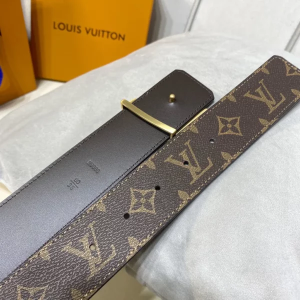 Louis Vuitton belt