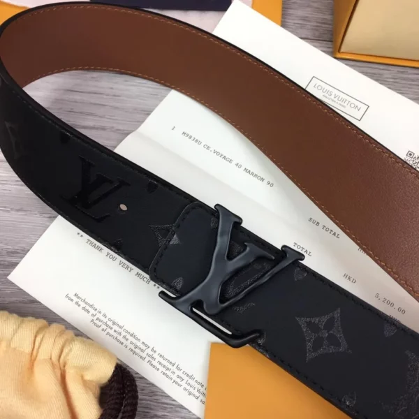 Louis Vuitton belt