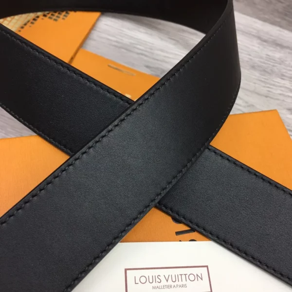 Louis Vuitton belt