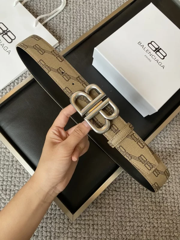 Balenciaga belt