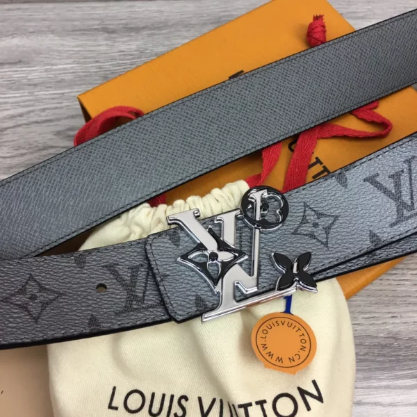 Louis Vuitton belt