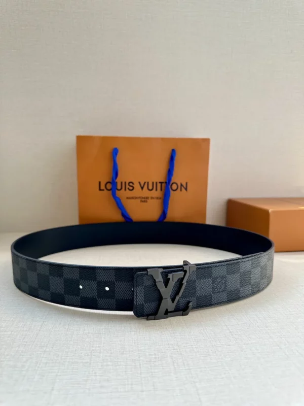 Louis Vuitton belt