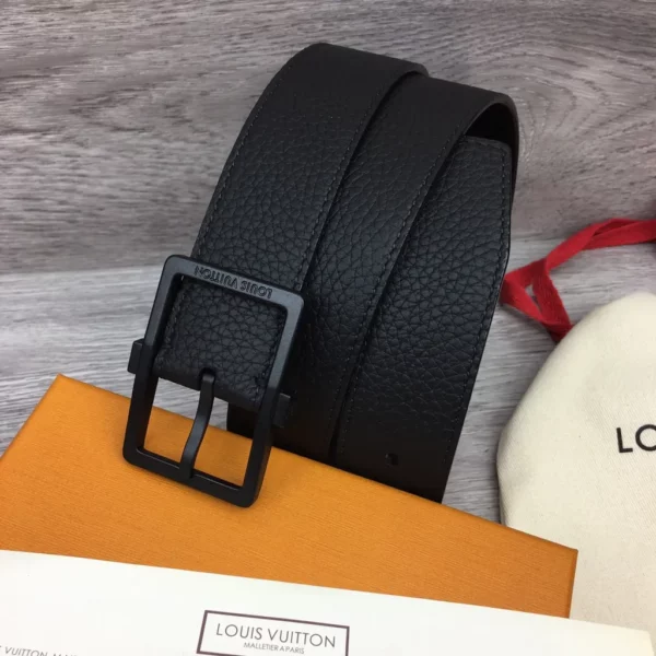 Louis Vuitton belt