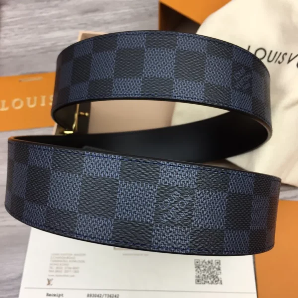 Louis Vuitton belt