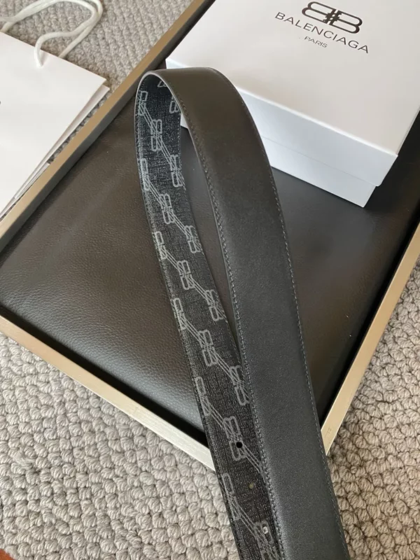 Balenciaga belt