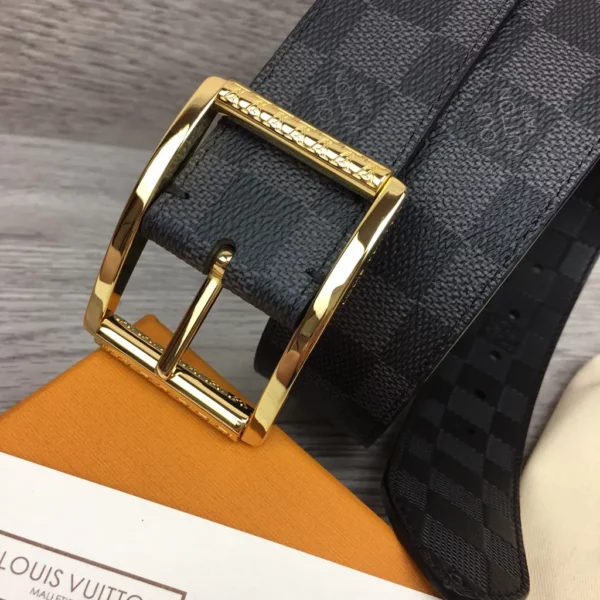 Louis Vuitton belt