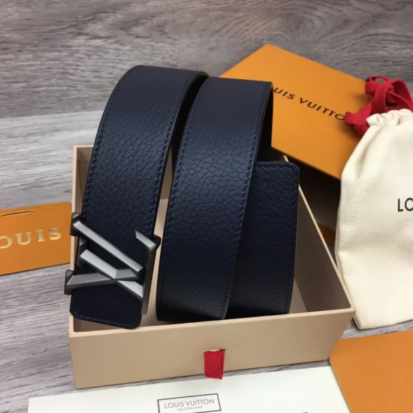 Louis Vuitton belt