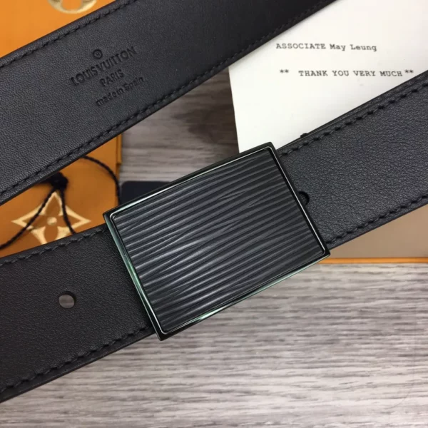 Louis Vuitton belt