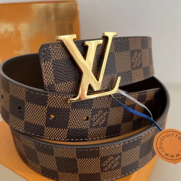 Louis Vuitton belt