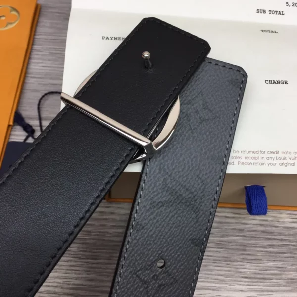 Louis Vuitton belt