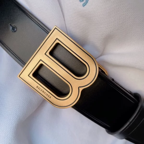 Balenciaga belt