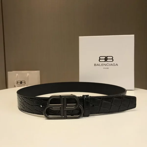 Balenciaga belt