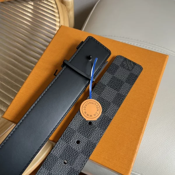 Louis Vuitton belt