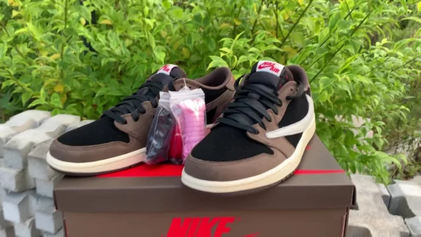 Travis Scott x Air Jordan 1 High OG - 2019-07-28 - Replica shoes