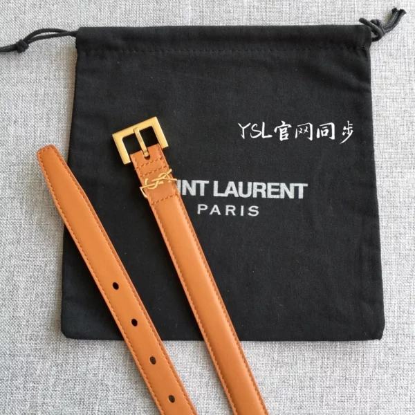 Saint Laurent belt