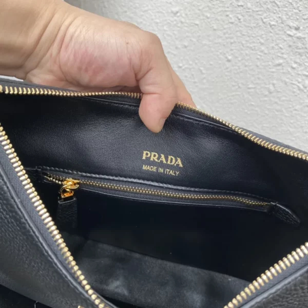 Prada bag - rep bags