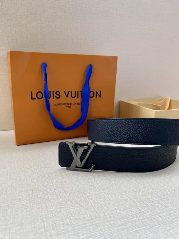 Louis Vuitton belt