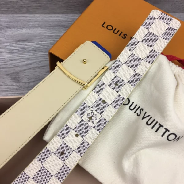 Louis Vuitton belt