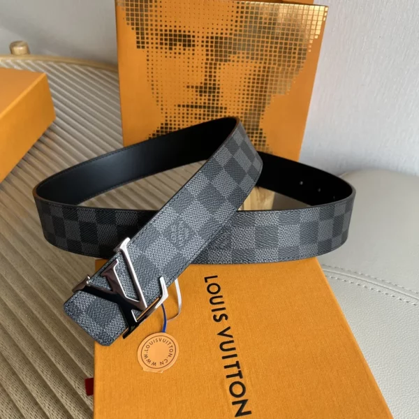 Louis Vuitton belt