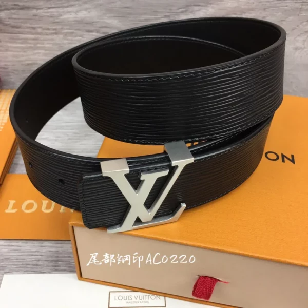 Louis Vuitton belt