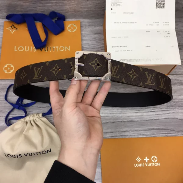 Louis Vuitton belt