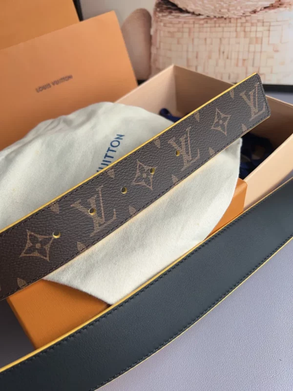 Louis Vuitton belt