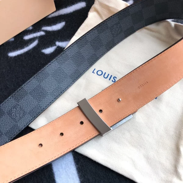 Louis Vuitton belt