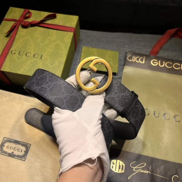 Gucci belt