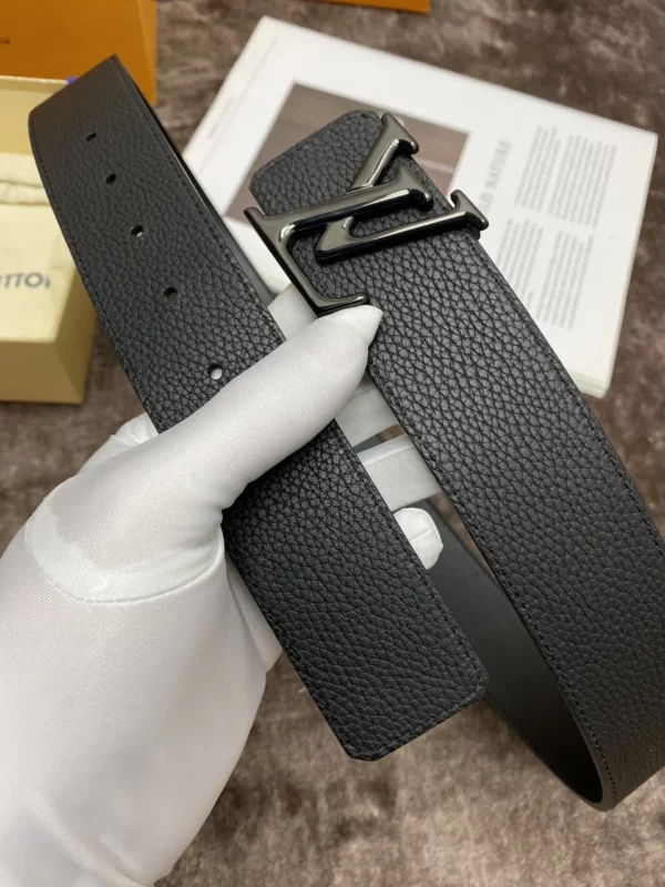 Louis Vuitton belt