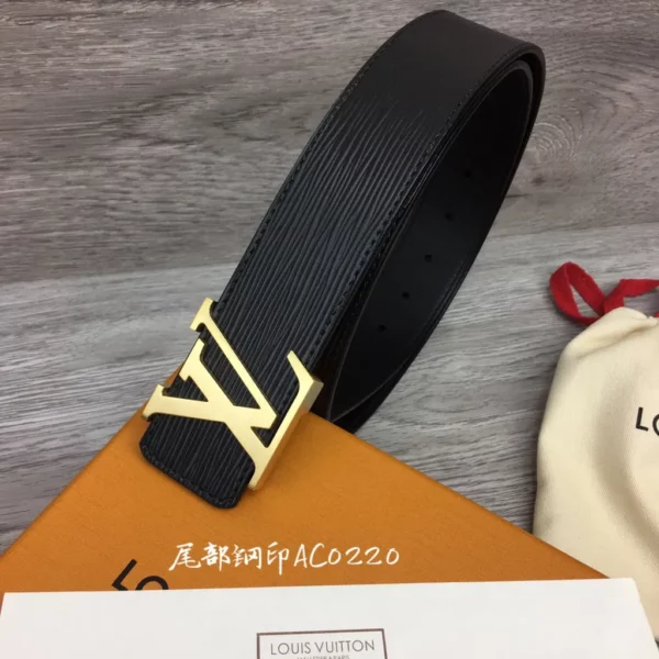 Louis Vuitton belt