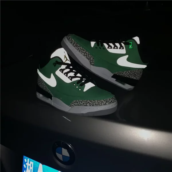 Air Jordan 3 Tinker Oregon Ducks PE - 2018-12-24 - Replica shoes