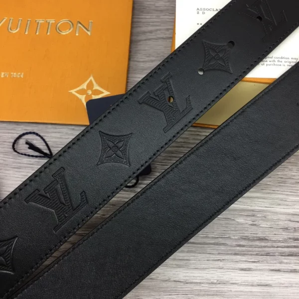 Louis Vuitton belt