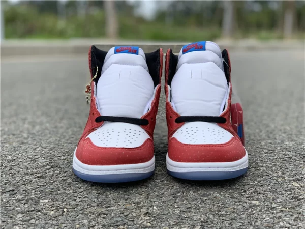 Air Jordan 1 Retro High OG Chicago Crystal - 2019-01-13 - Replica shoes