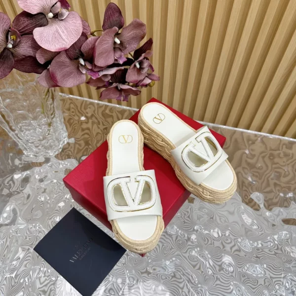 Valentino shoes - Reps shoes