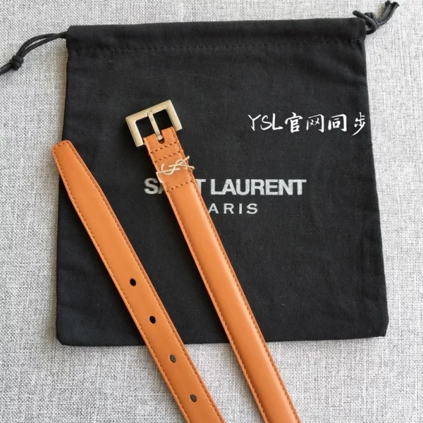 Saint Laurent belt