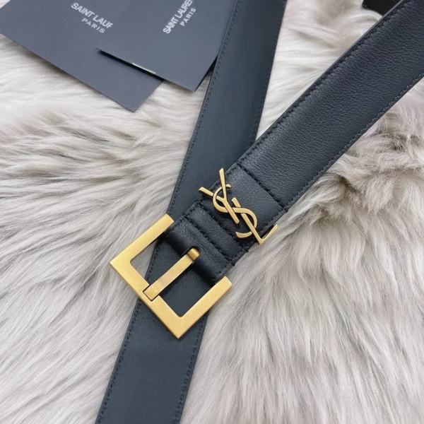 Saint Laurent belt