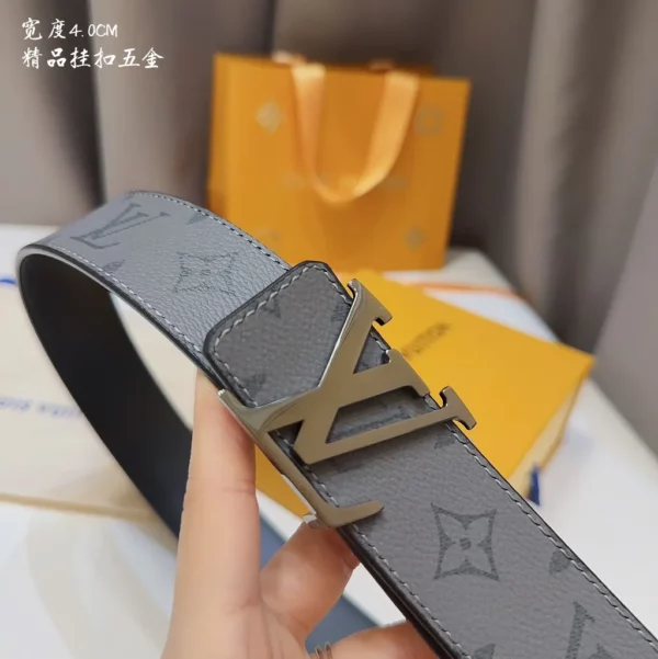 Louis Vuitton belt