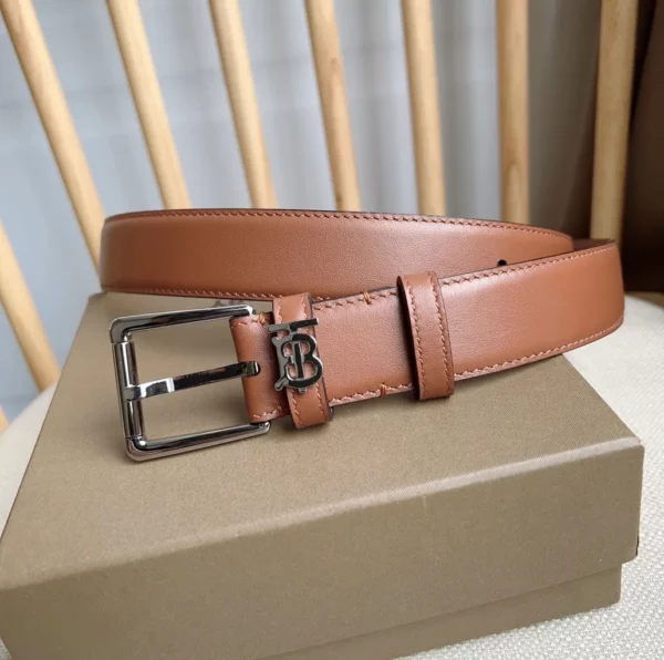 Burberry belt