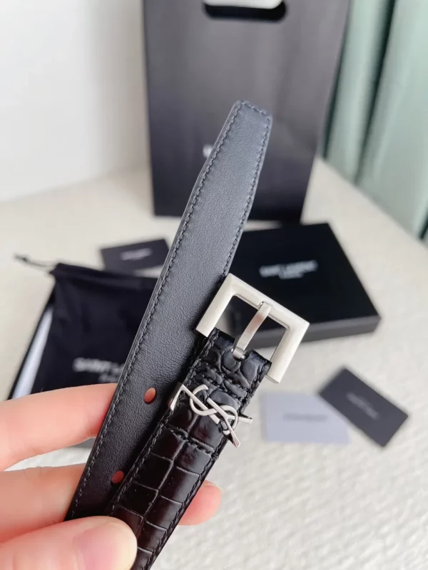 Saint Laurent belt