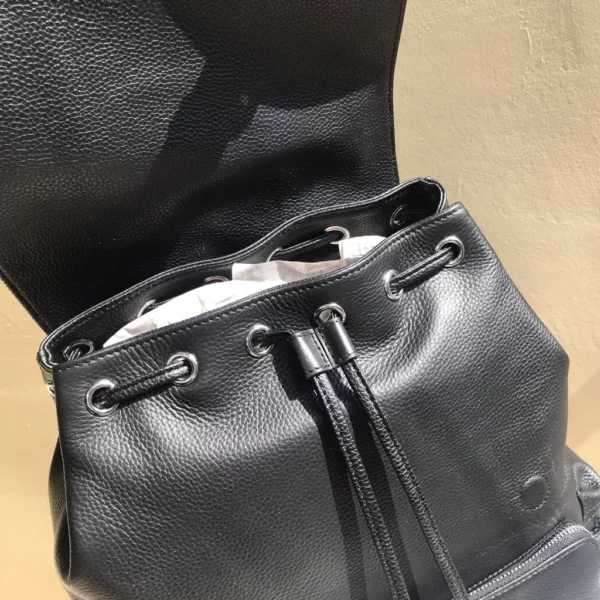 Burberry bag - rep bags