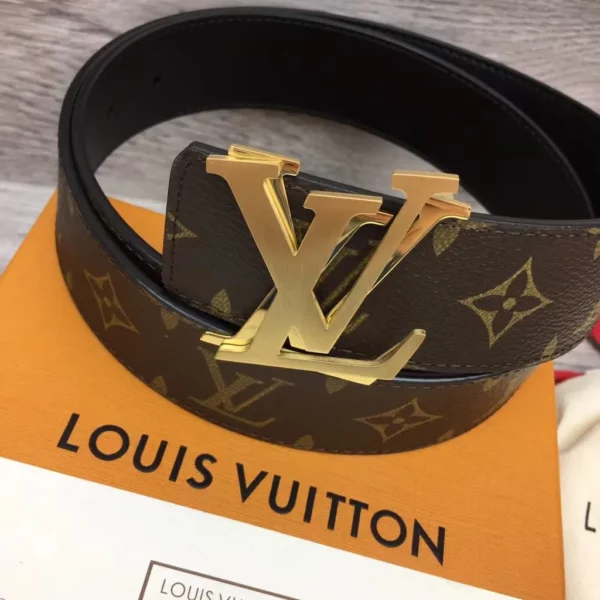 Louis Vuitton belt