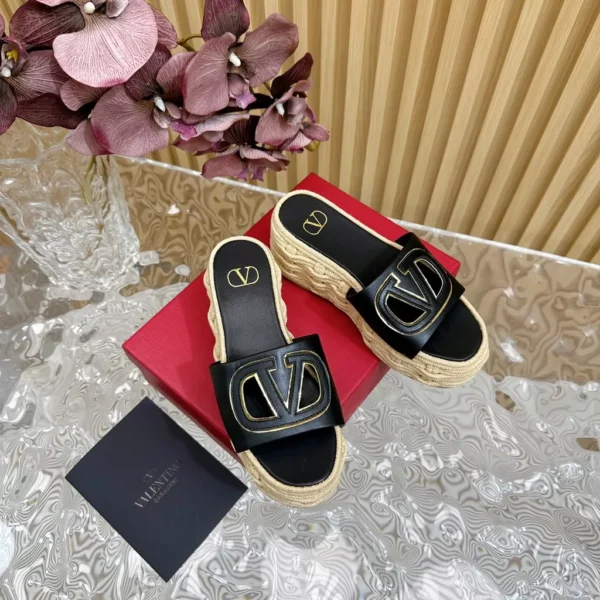 Valentino shoes - Reps shoes