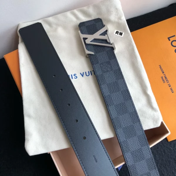 Louis Vuitton belt