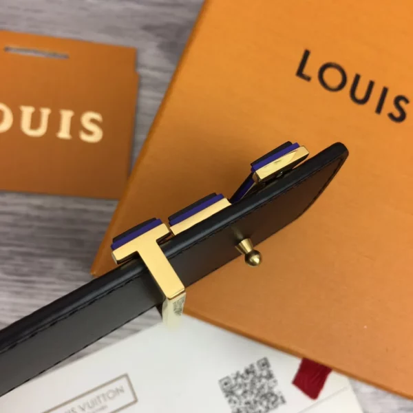 Louis Vuitton belt