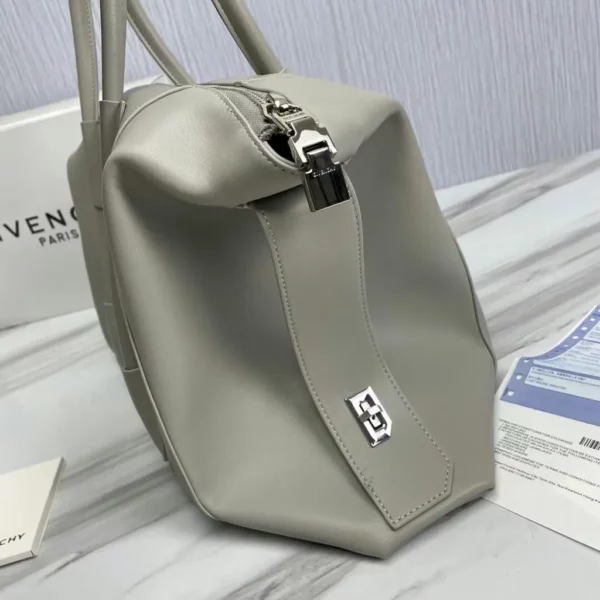 Givenchy bag - replica bags