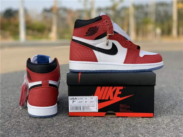 Air Jordan 1 Retro High OG Chicago Crystal - 2018-12-24 - Replica shoes