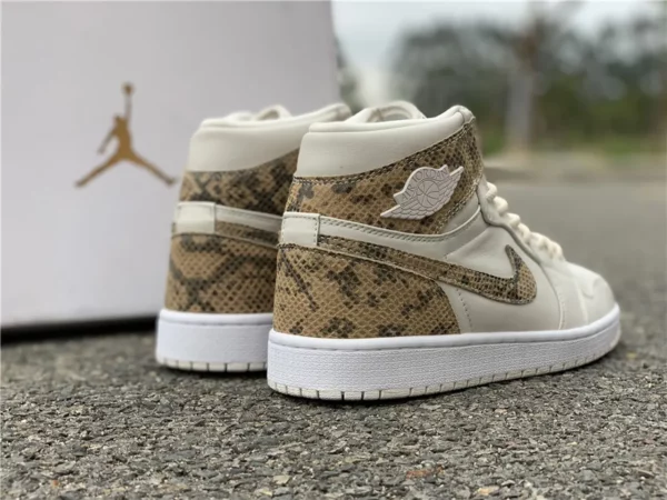 Air Jordan 1 Hi Premium WMNS - 2018-12-24 - Replica shoes