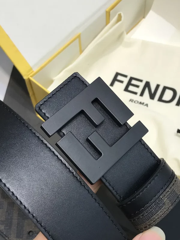 Fendi belt