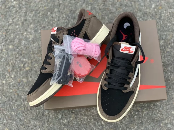 Travis Scott x Air Jordan 1 High OG - 2019-07-28 - Replica shoes