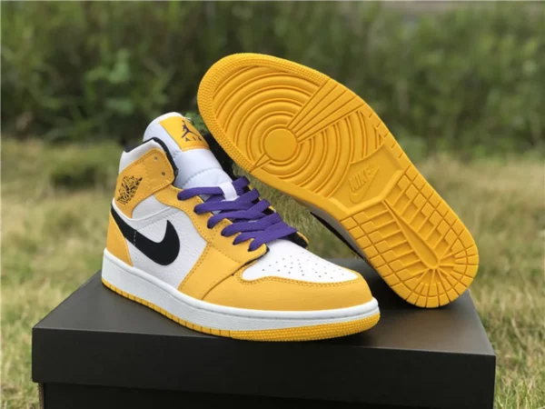 $180 Air Jordan 1 - 2019-03-13 - Replica shoes